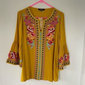 Boutique Embroidered Belle Sleeve Top Blouse